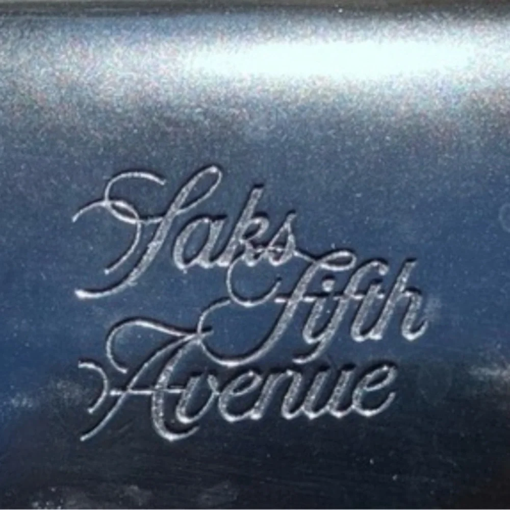 SAKS FIFTH🔥AVENUE Designer Black Leather Hard Clam Shell Eyeglass Sunglass Case